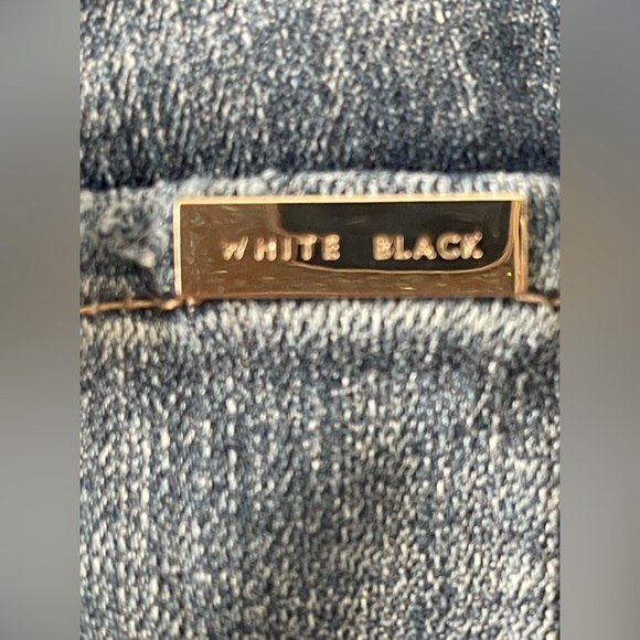 White House Black Market Dark Blue Slim Jeans - Picture 7 of 11